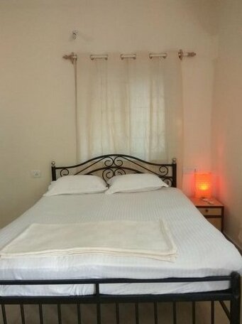 Guitar Guest House - Photo2