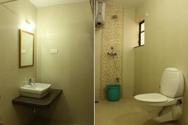 OYO 9163 Home 1 BHK Pool View LPK Club Candolim - Photo2