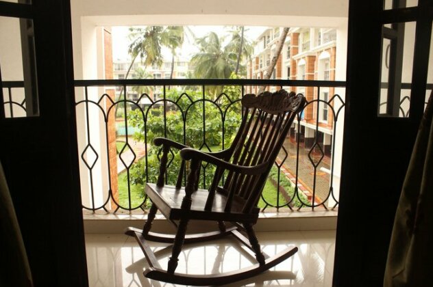 OYO 9163 Home 1 BHK Pool View LPK Club Candolim - Photo3