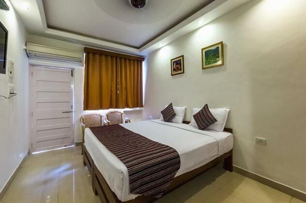 Tina's Inn - Photo2