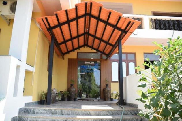 Treebo Skylight Royal Stay - Photo2
