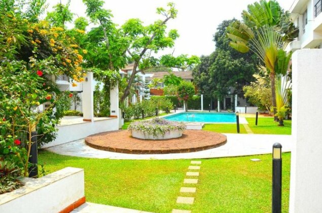 Villa Samaara1 on Candolim Main Road pool facing - Photo5