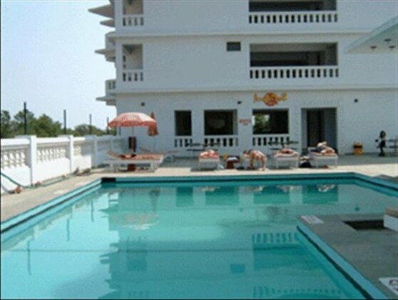 Mobor Beach Resort - Photo5