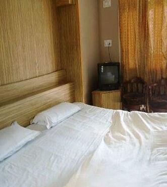 Hotel Chamunda View - Photo4