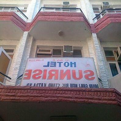 Hotel Sunrise Chamba - Photo2