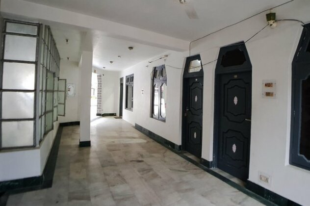 OYO 29237 Hotel Rajveer - Photo2