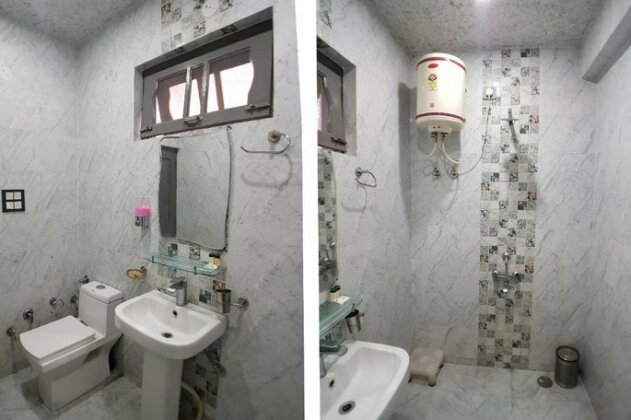 OYO 29237 Hotel Rajveer - Photo5
