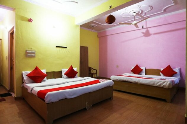 OYO 39819 Hotel Shaurya - Photo2