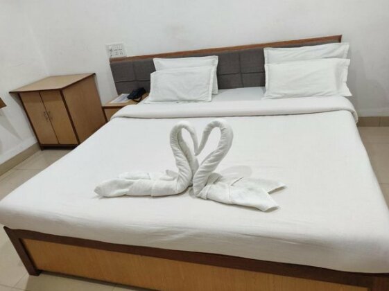 Hotel Shri Kunj - Photo2