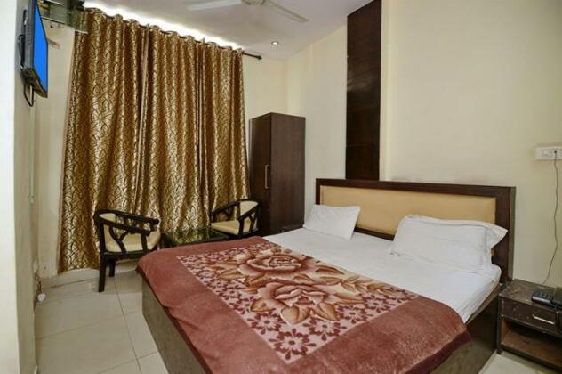 Hotel Alps Chandigarh - Photo2
