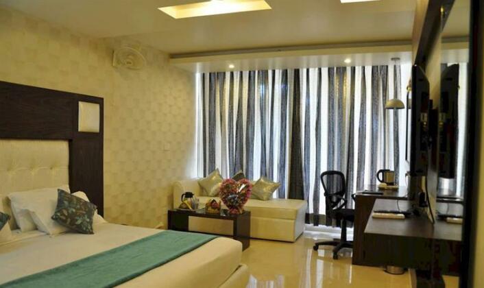 Hotel Diamond Plaza - Photo4