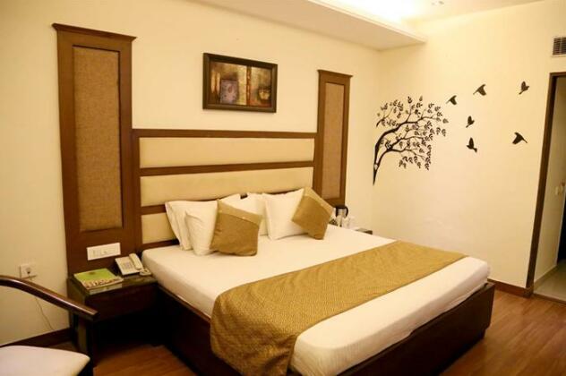 Hotel Paras Chandigarh - Photo2