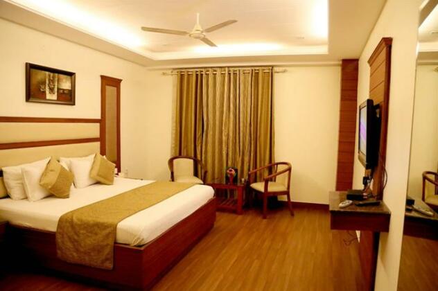 Hotel Paras Chandigarh - Photo5