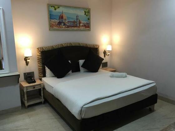 Hotel Posh - Photo5