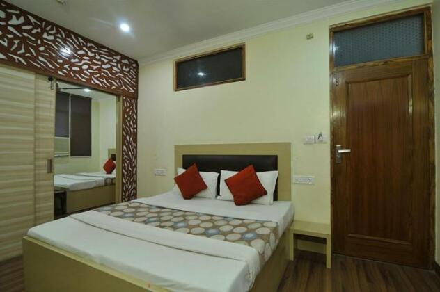 Hotel Royal Inn Chandigarh - Photo2