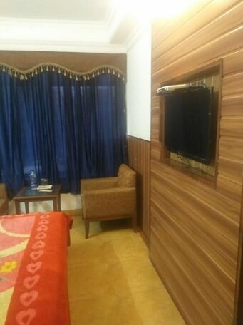 Hotel Sukh Sagar Chandigarh - Photo2