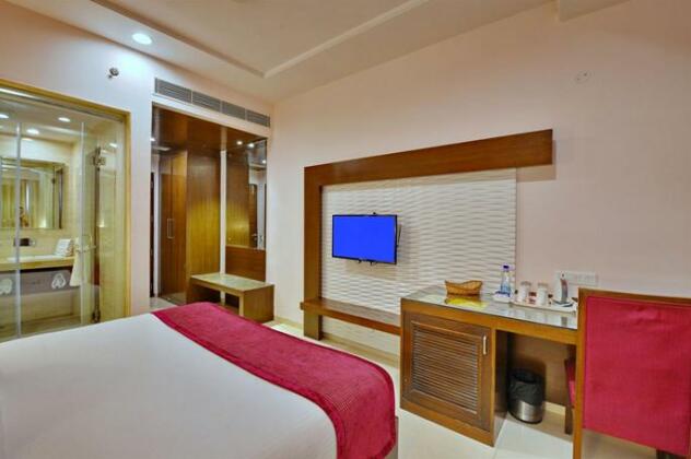 Hotel Tulip Regency - Photo2
