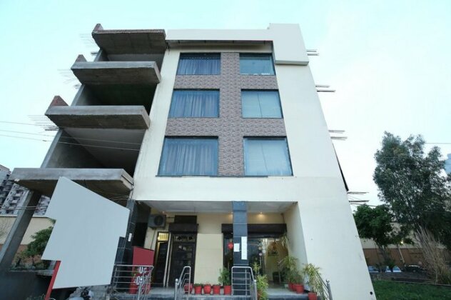 Photo 3