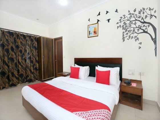 OYO 1950 Hotel Supreme - Photo2
