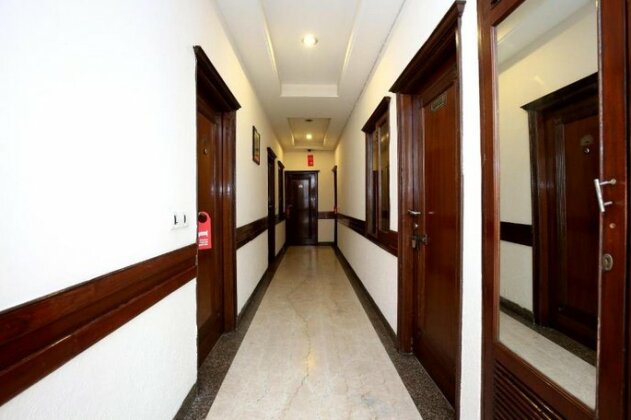 OYO 808 Hotel Alora - Photo4
