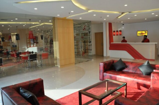 Red Fox Hotel Chandigarh - Photo2