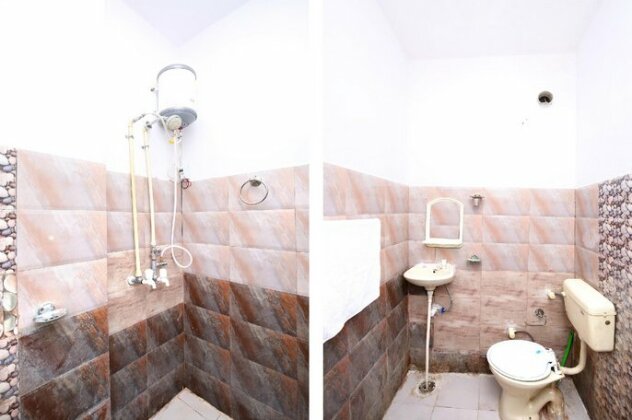 SPOT ON 40266 Hotel Krishan - Photo5