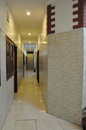  Photo 3
