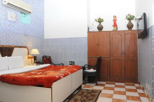 STARiHOTEL Madhya Marg Chandigarh - Photo2