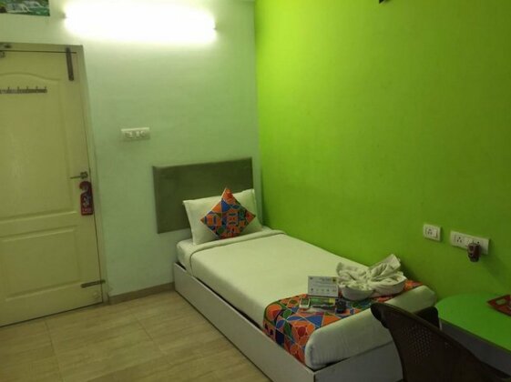 FabHotel Green Tree Service Apartment - Photo5