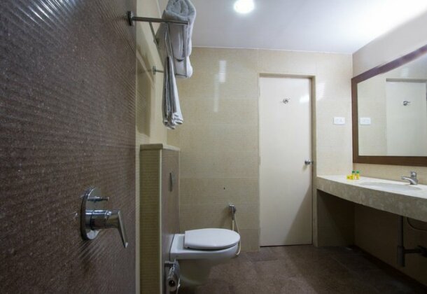 FabHotel Sri Chakra Inn Porur - Photo5