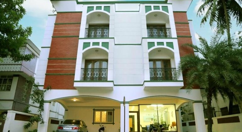 Gem Parc Service Apartment Chennai