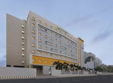 Holiday Inn Express Chennai OMR Thoraipakkam
