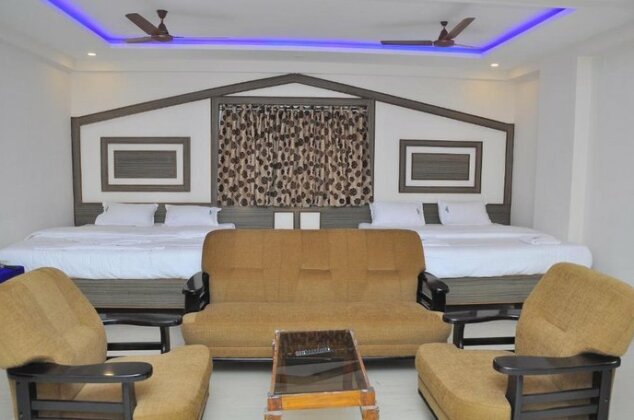 Hotel Nagoorar Inn - Photo3