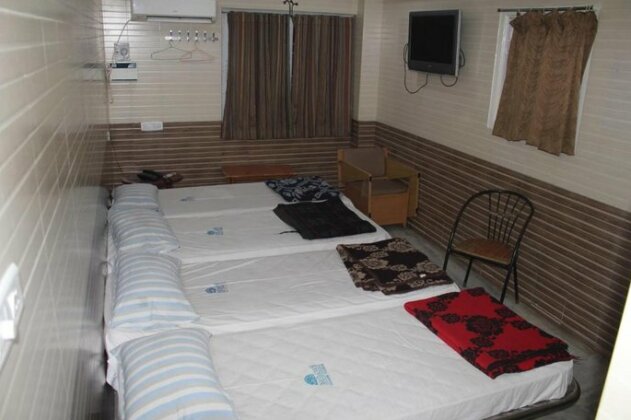 Hotel Paradise Guest House - Photo4