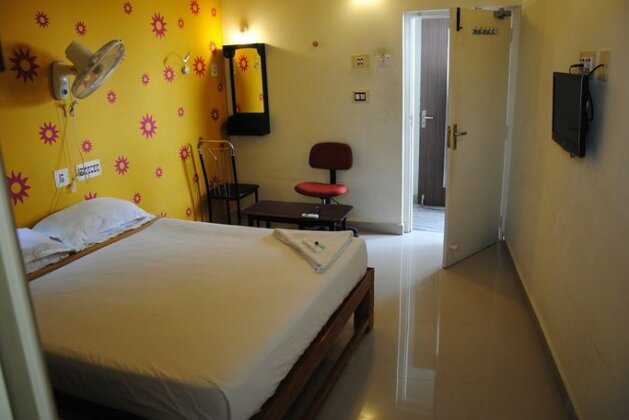 Just Guest House - Photo2