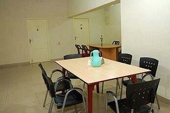 Nakshatra Serviced Apartment-Teynampet - Photo4