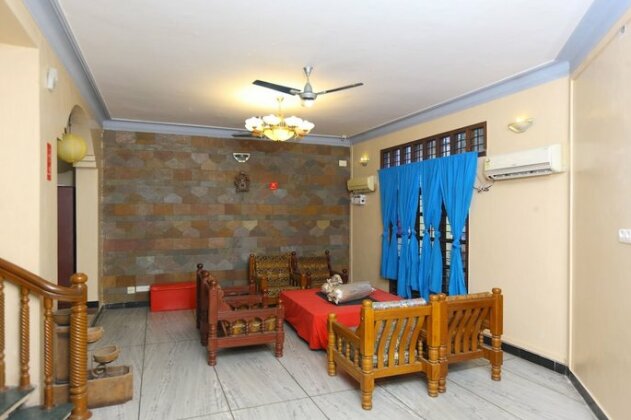 OYO 10356 Hotel Nachiappa Adyar Inn - Photo3