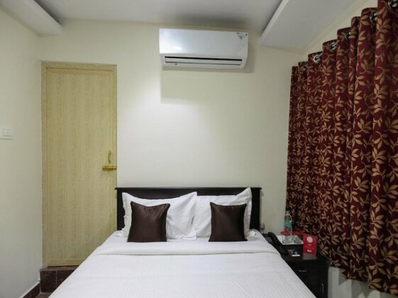 OYO 4584 India Gate - Photo4