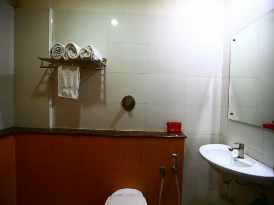 OYO Rooms Guindy Raj Bhavan Junction - Photo2