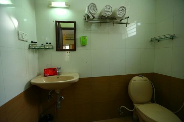 OYO Rooms T Nagar Habibullah Road - Photo5