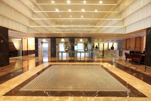 Radisson Blu Hotel Chennai City Centre - Photo3