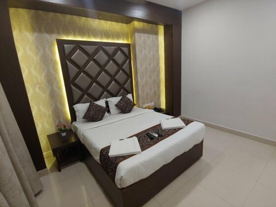 Sand Silver Business Hotel - Photo3