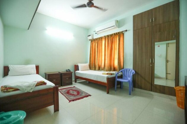 ULO Saicharan Comfort Inn - Photo4