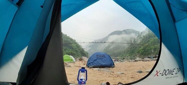 Riverside camping tent - Photo4