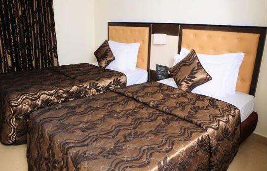Grand Krishna Hotel - Photo2