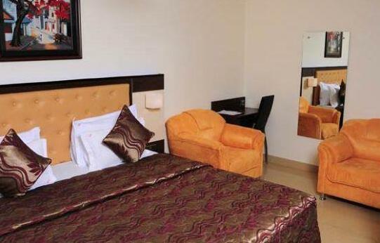 Grand Krishna Hotel - Photo3