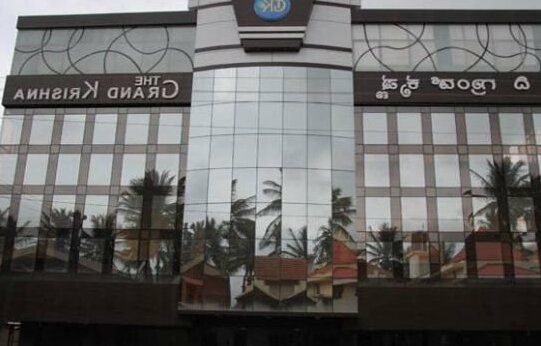 Grand Krishna Hotel - Photo4