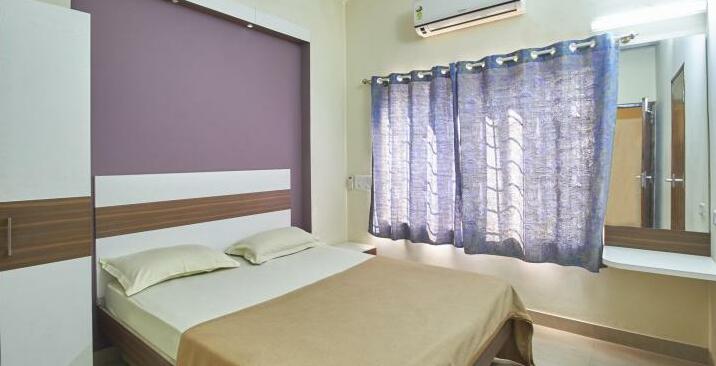 Silverwoods Service Apartment - Photo4