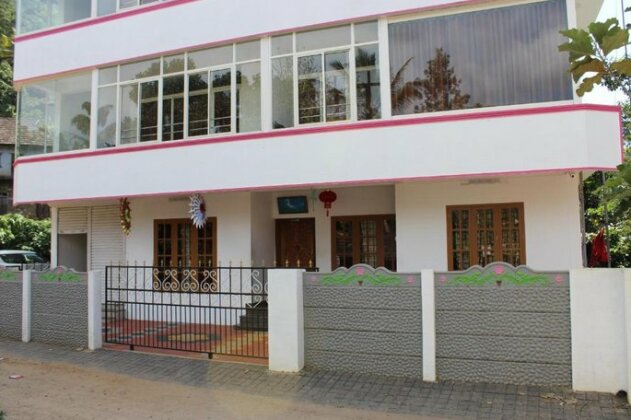 Pinklines Homestay