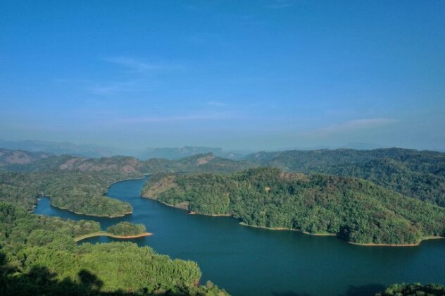 Sterling Rajakkad - Photo2